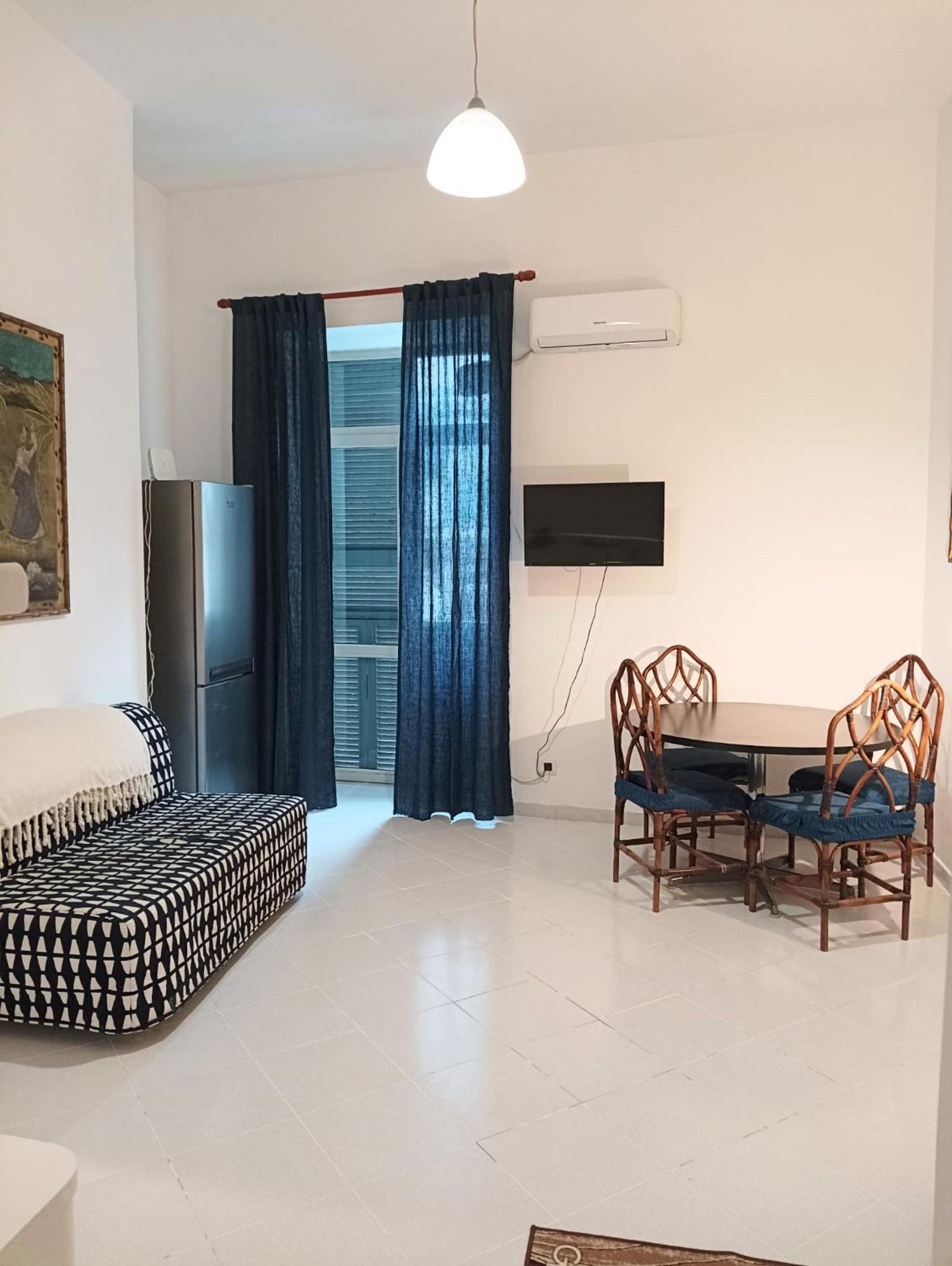 Valerio'S Flat Apartment Pozzuoli Ngoại thất bức ảnh