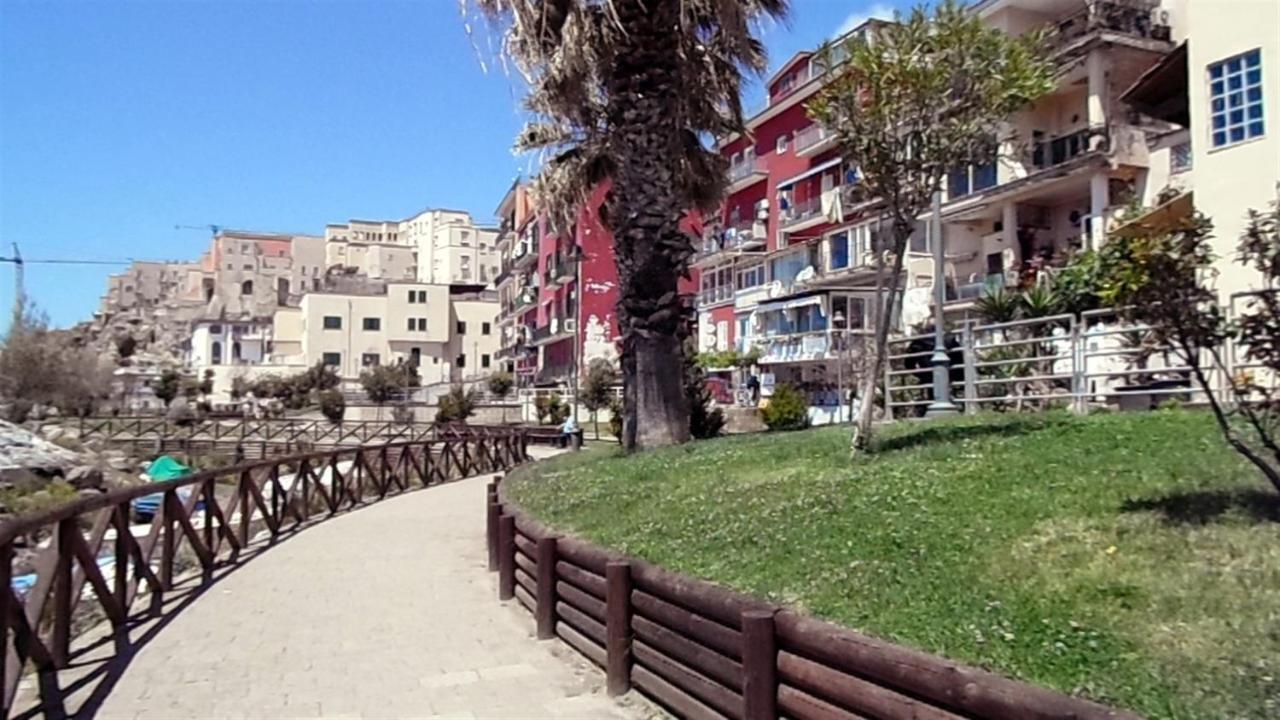 Valerio'S Flat Apartment Pozzuoli Ngoại thất bức ảnh