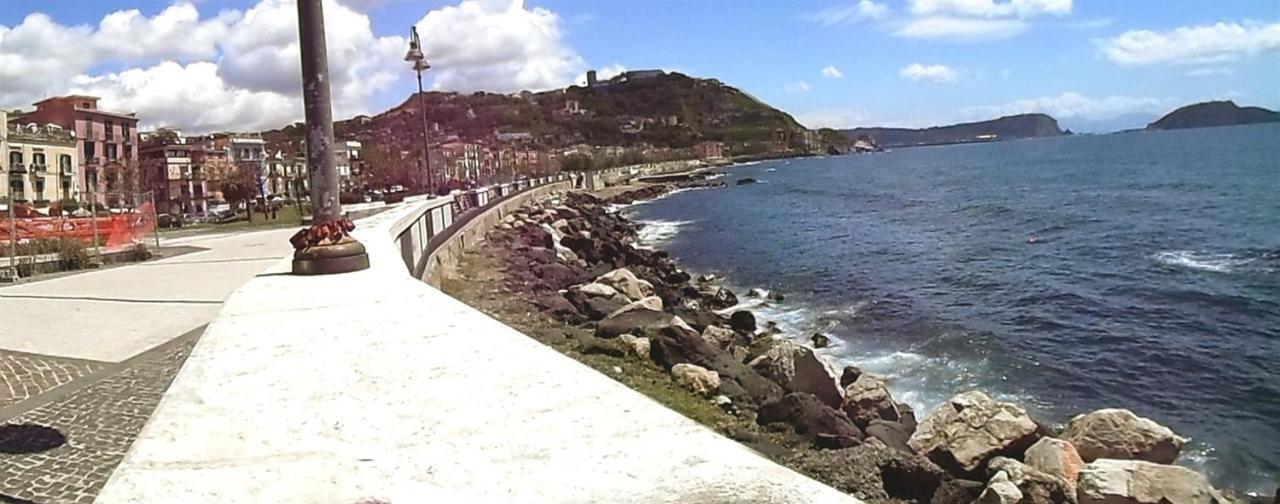 Valerio'S Flat Apartment Pozzuoli Ngoại thất bức ảnh