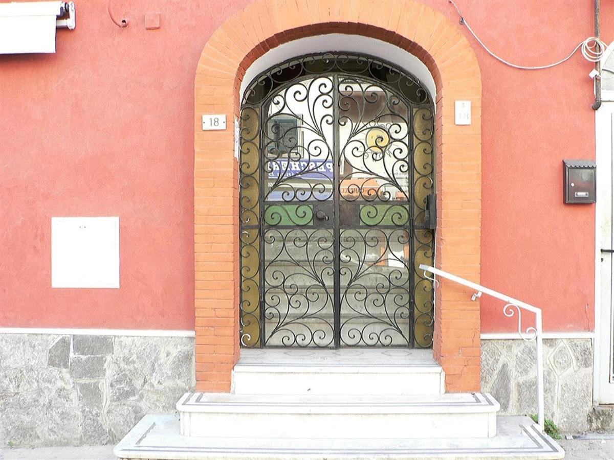 Valerio'S Flat Apartment Pozzuoli Ngoại thất bức ảnh
